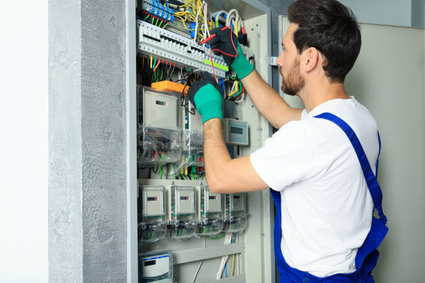 Best Local Electrician Companies  in Henderson, LA