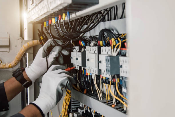 Best Emergency Electrical Repair  in Henderson, LA